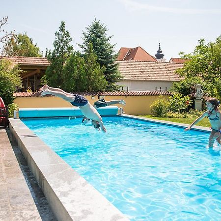 Winzerhof Familie Bogner Apartment Rohrendorf bei Krems Exterior foto